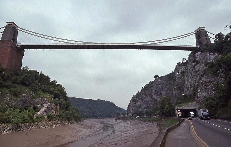 WT 2700 333-29 UK 1992-1.jpg